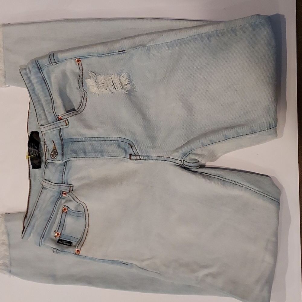 Like New Women's Size 5 Monkey Ride Original  Vintage LA Ripped Jeans Raw Hem